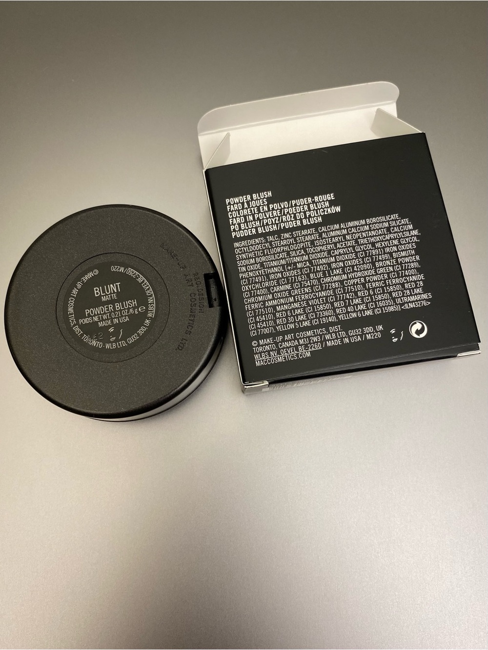 MAC “Blunt” Matte Powder Blush - Picture 2 of 3